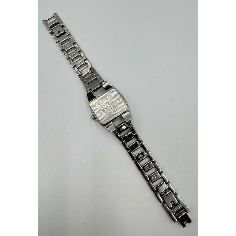 Lorus By Seiko LR2016 Silver Tone Watch Blue MOP‎ Stainless Steel NEW BATTERY